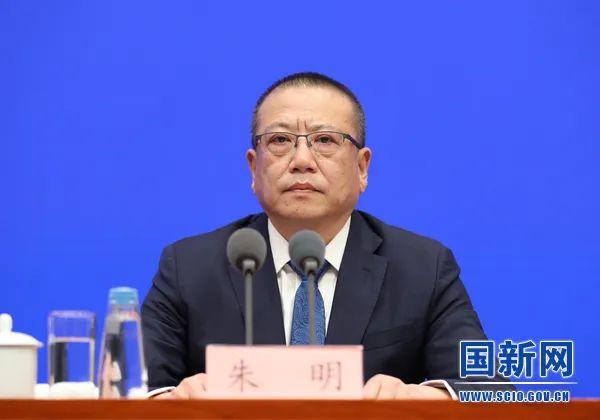 國家能源局：大力發(fā)展光伏發(fā)電、風(fēng)電等可再生能源；多管齊下解決消納問題